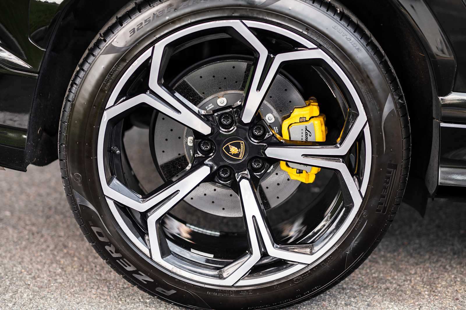 used 2023 Lamborghini Urus car, priced at $209,998
