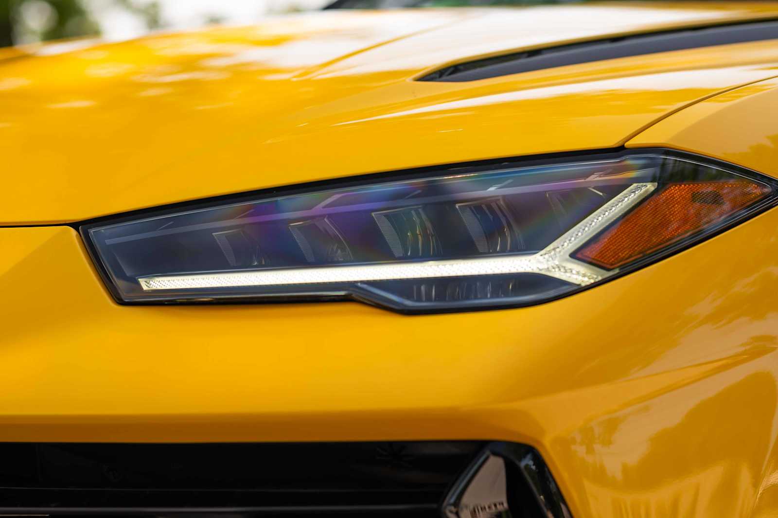 used 2024 Lamborghini Urus car, priced at $319,998
