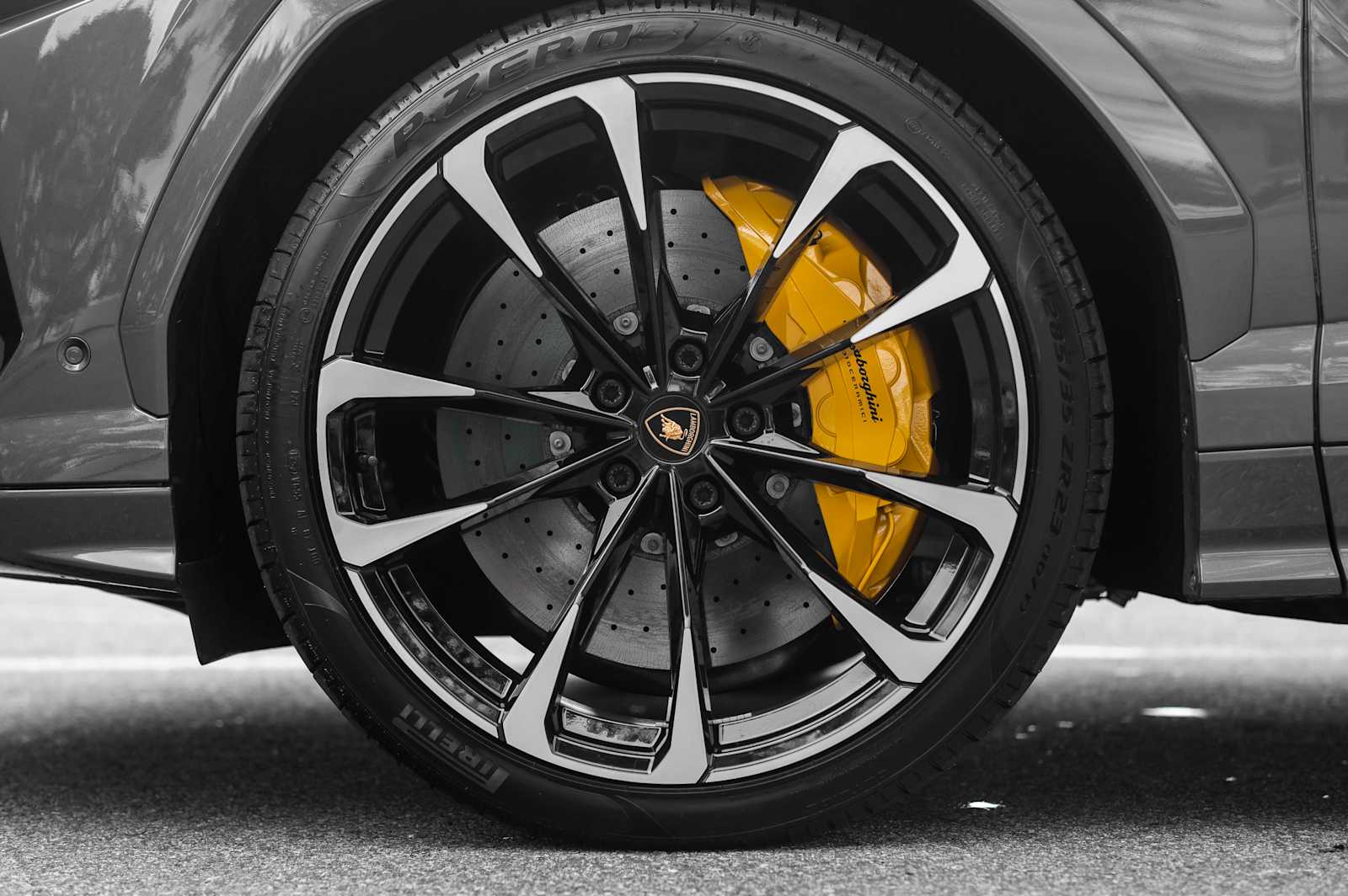 used 2022 Lamborghini Urus car, priced at $222,498