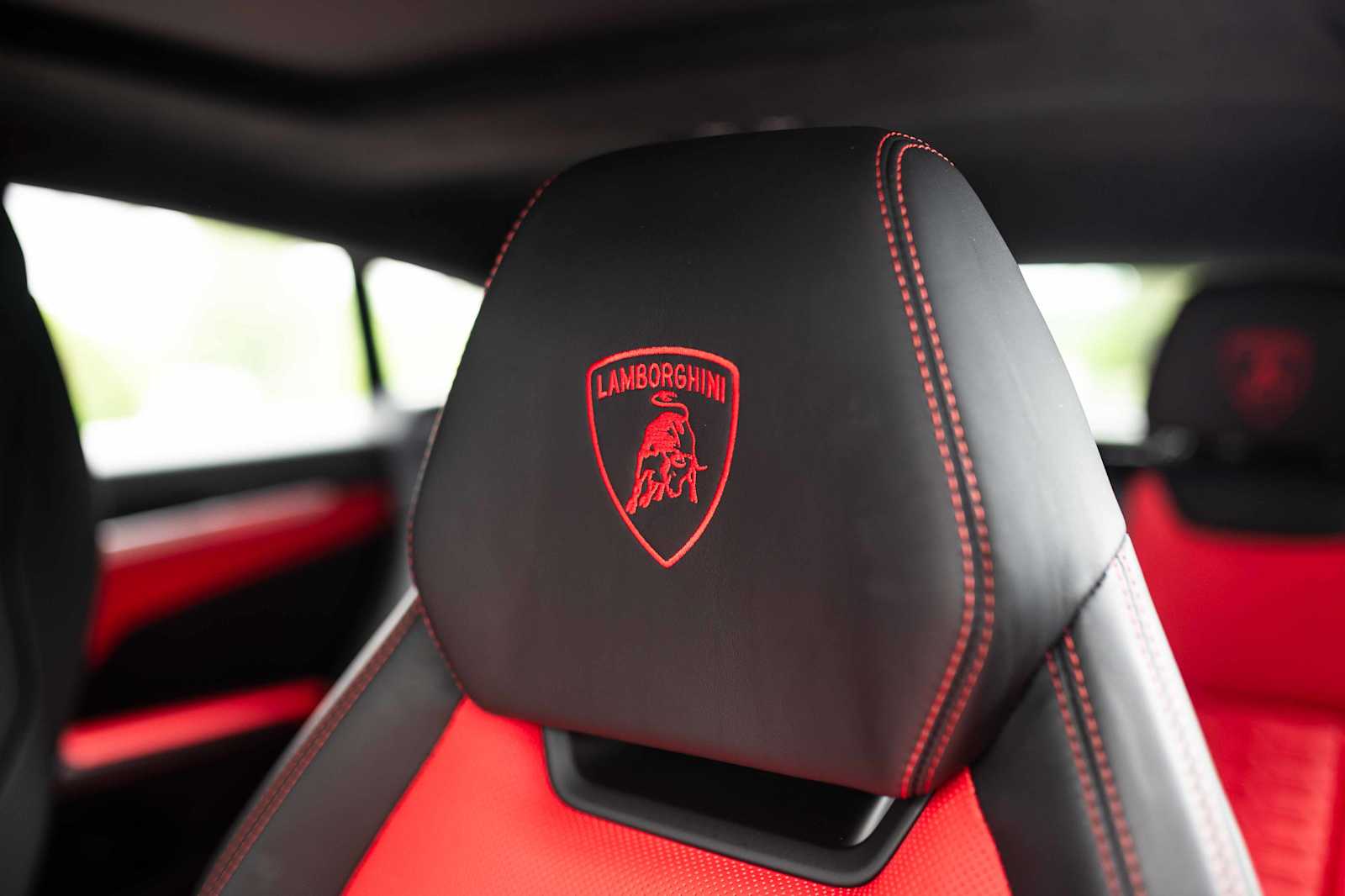 used 2021 Lamborghini Urus car, priced at $204,498
