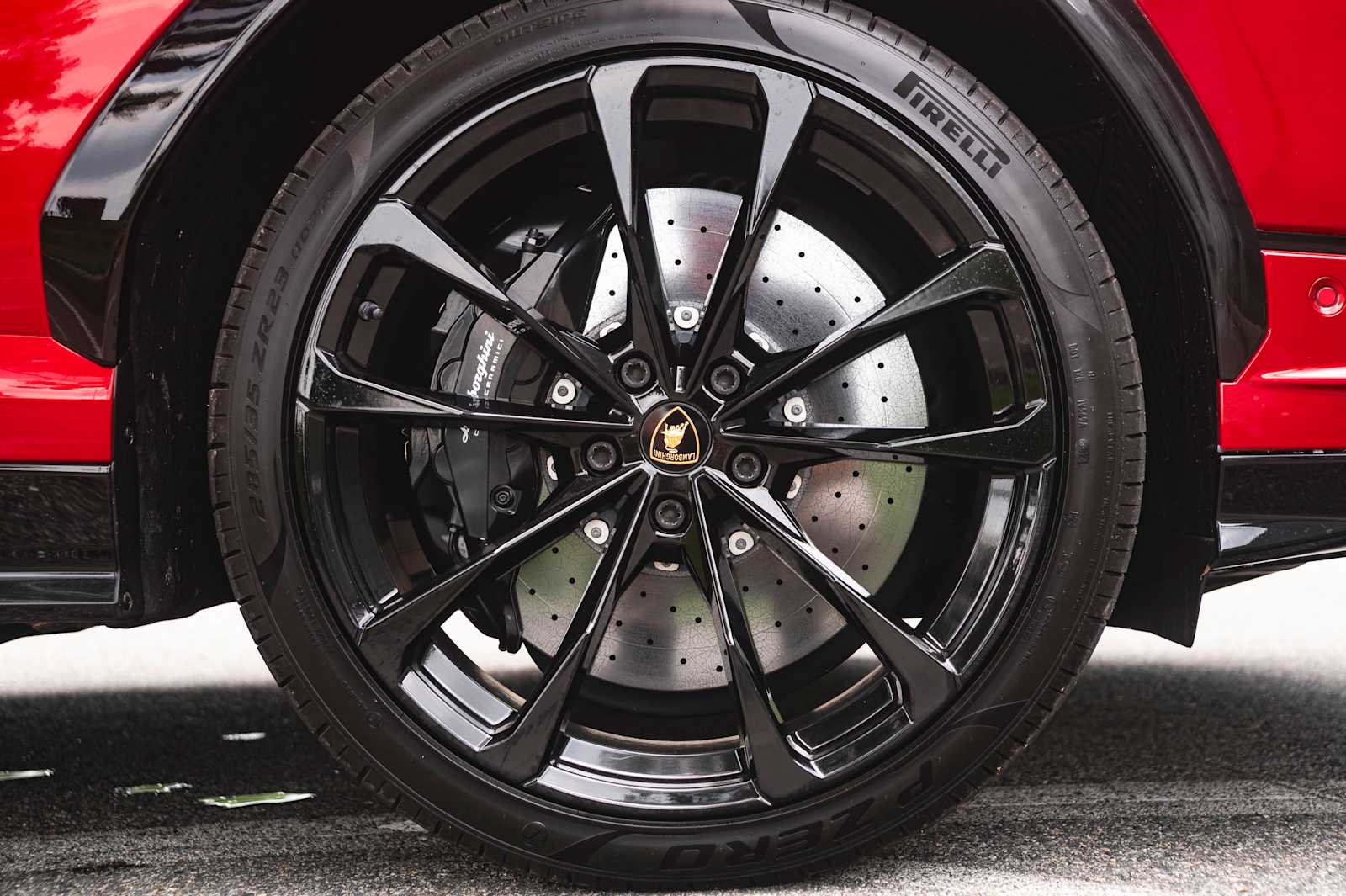 used 2023 Lamborghini Urus car, priced at $229,998