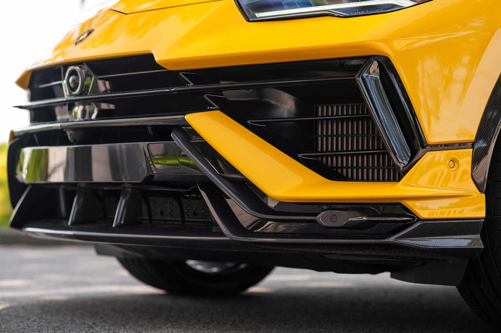 used 2024 Lamborghini Urus car, priced at $319,998