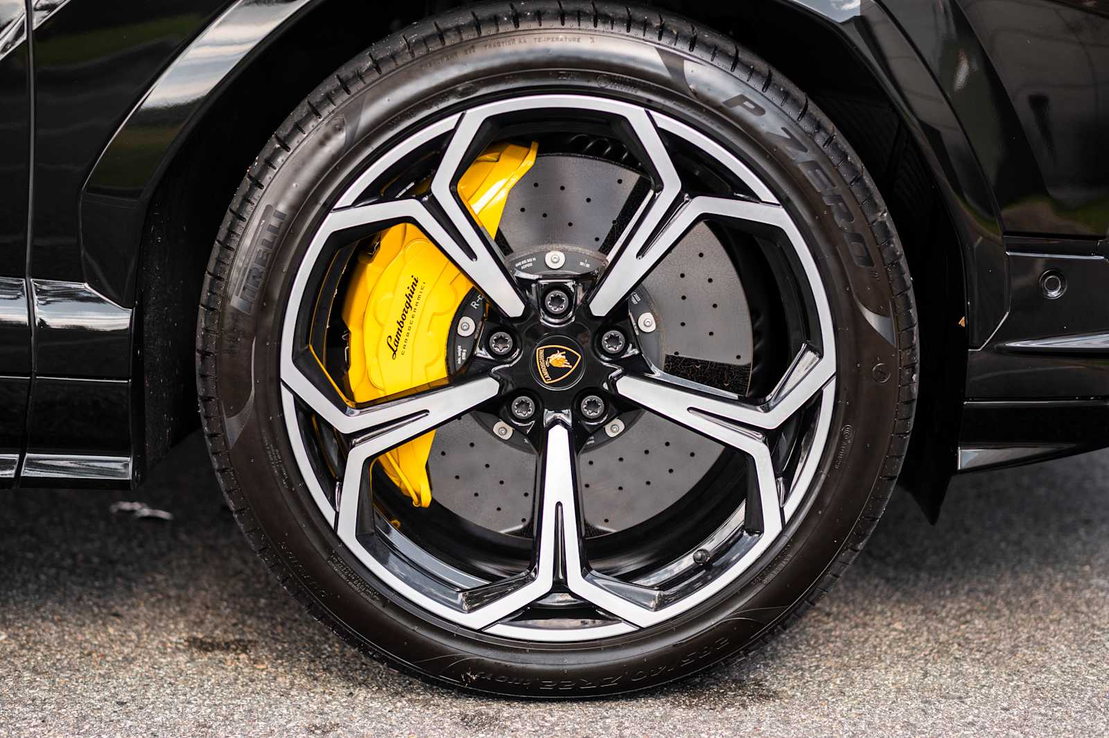 used 2023 Lamborghini Urus car, priced at $209,998