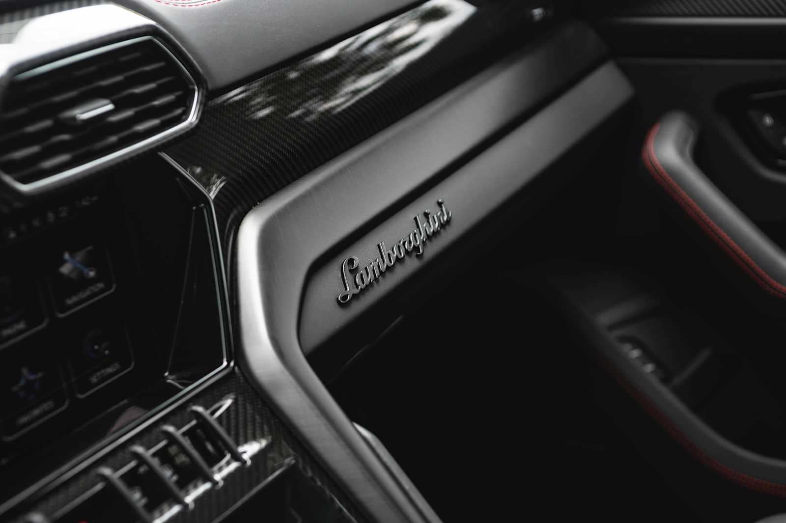 used 2023 Lamborghini Urus car, priced at $229,998