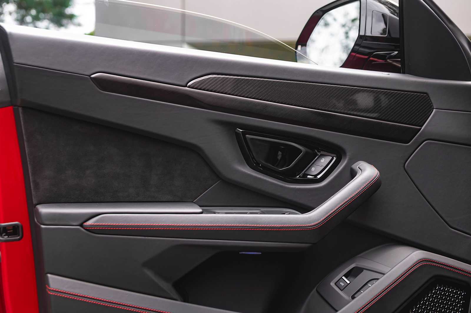 used 2023 Lamborghini Urus car, priced at $229,998