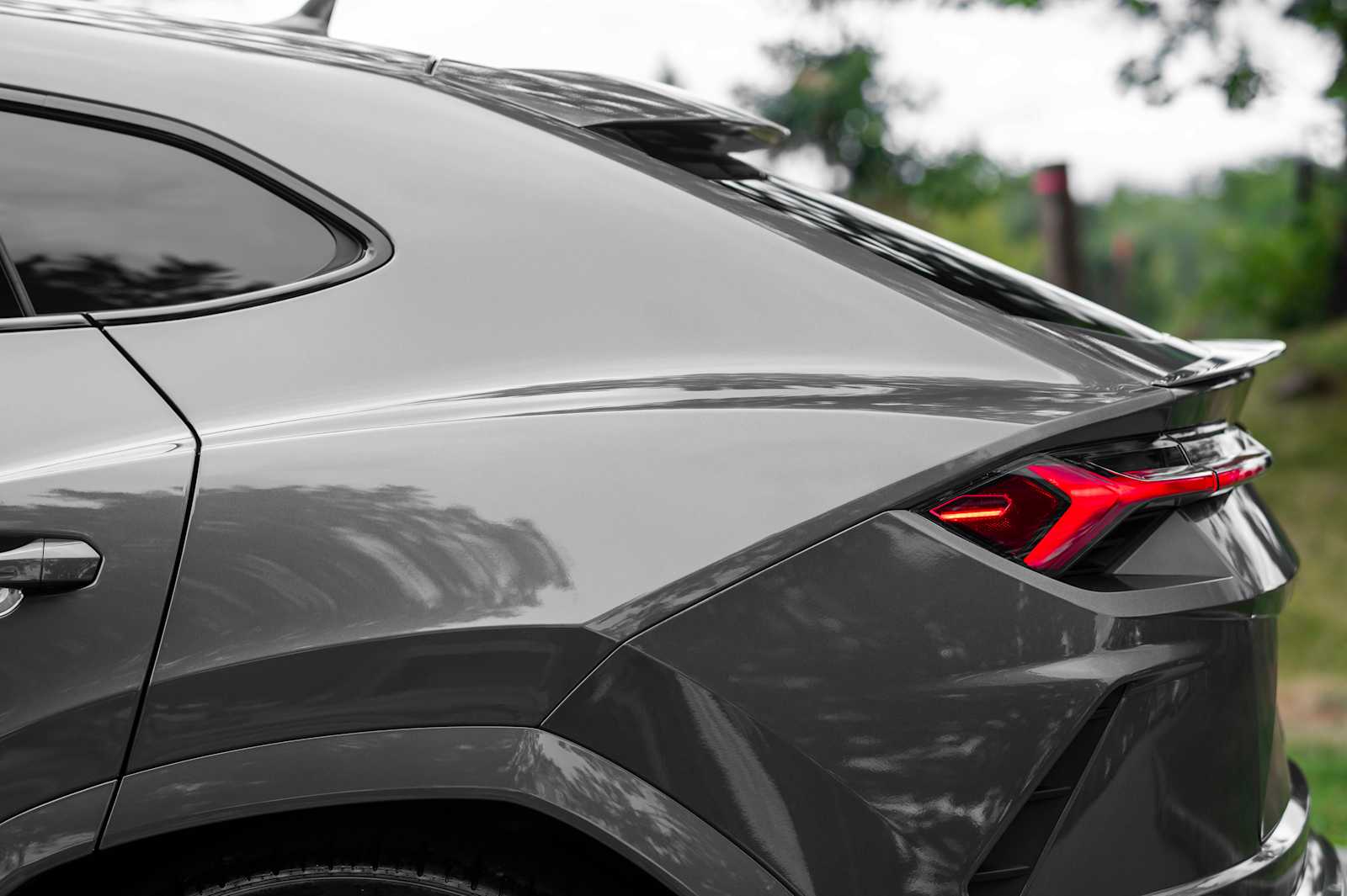 used 2022 Lamborghini Urus car, priced at $222,498