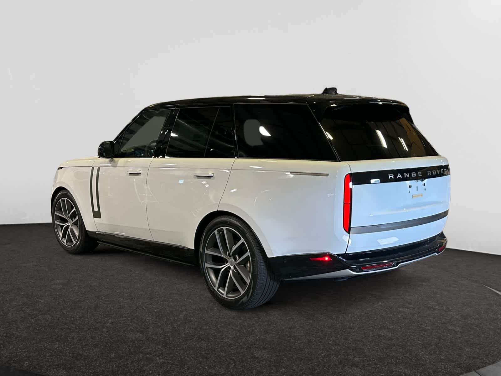 new 2025 Land Rover Range Rover car, priced at $135,450