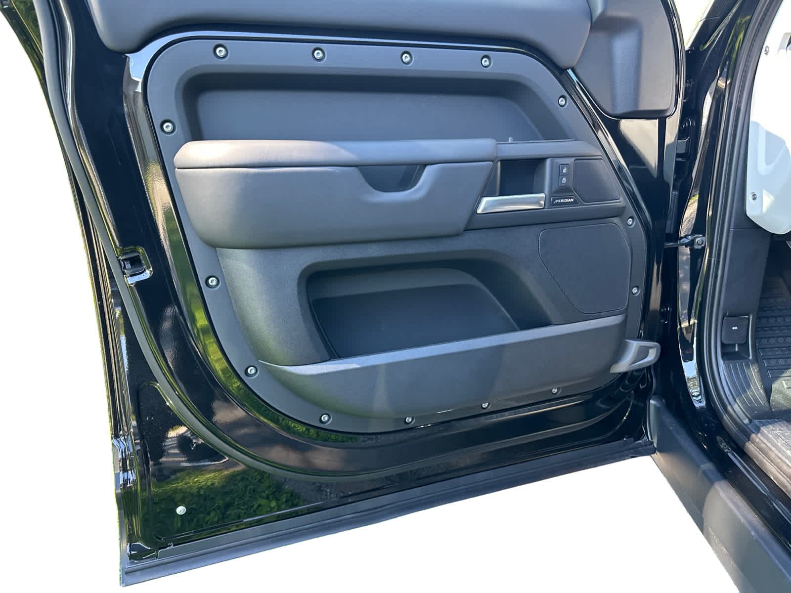 new 2025 Land Rover Defender 110 car, priced at $86,828