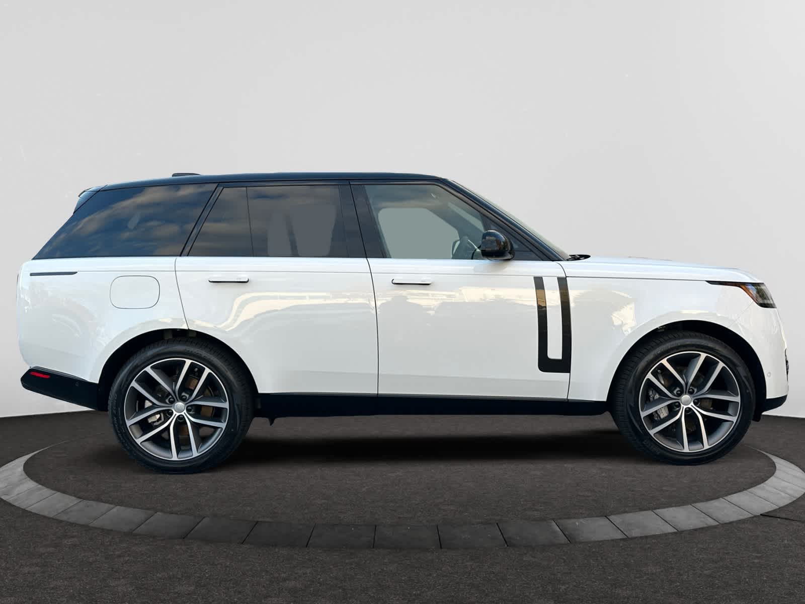 new 2025 Land Rover Range Rover car, priced at $127,100