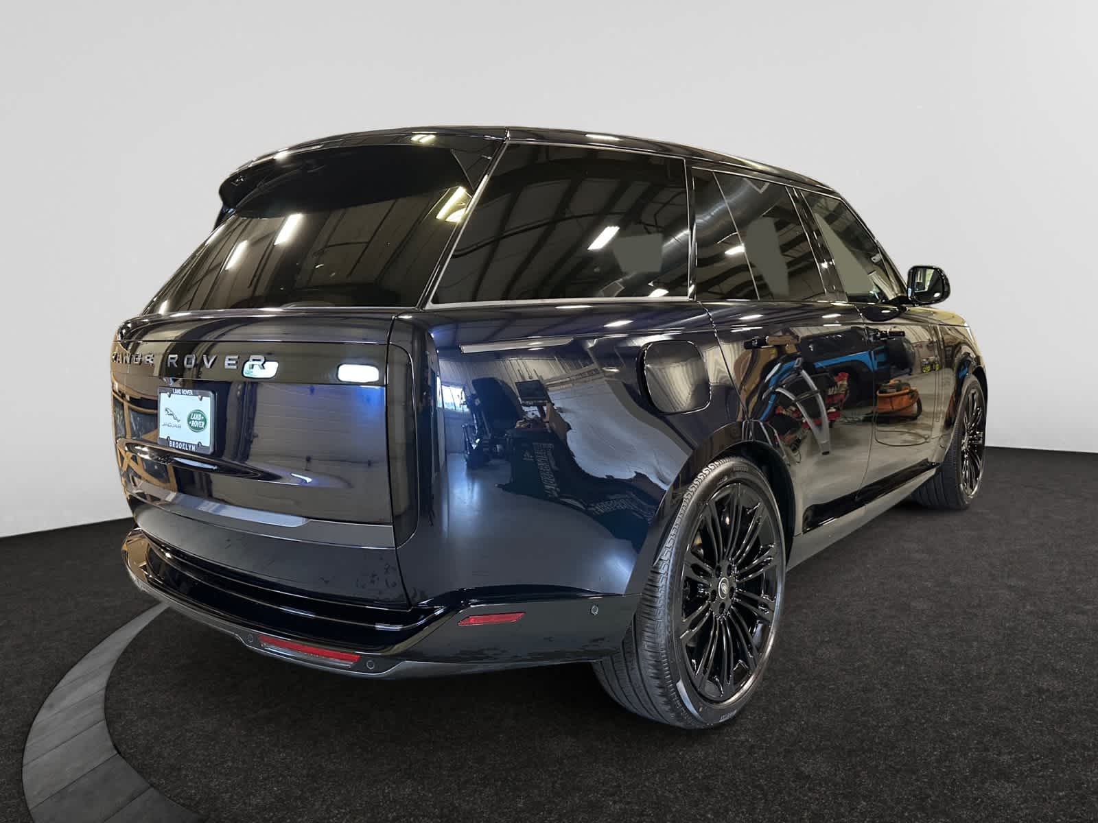 new 2025 Land Rover Range Rover car, priced at $155,390
