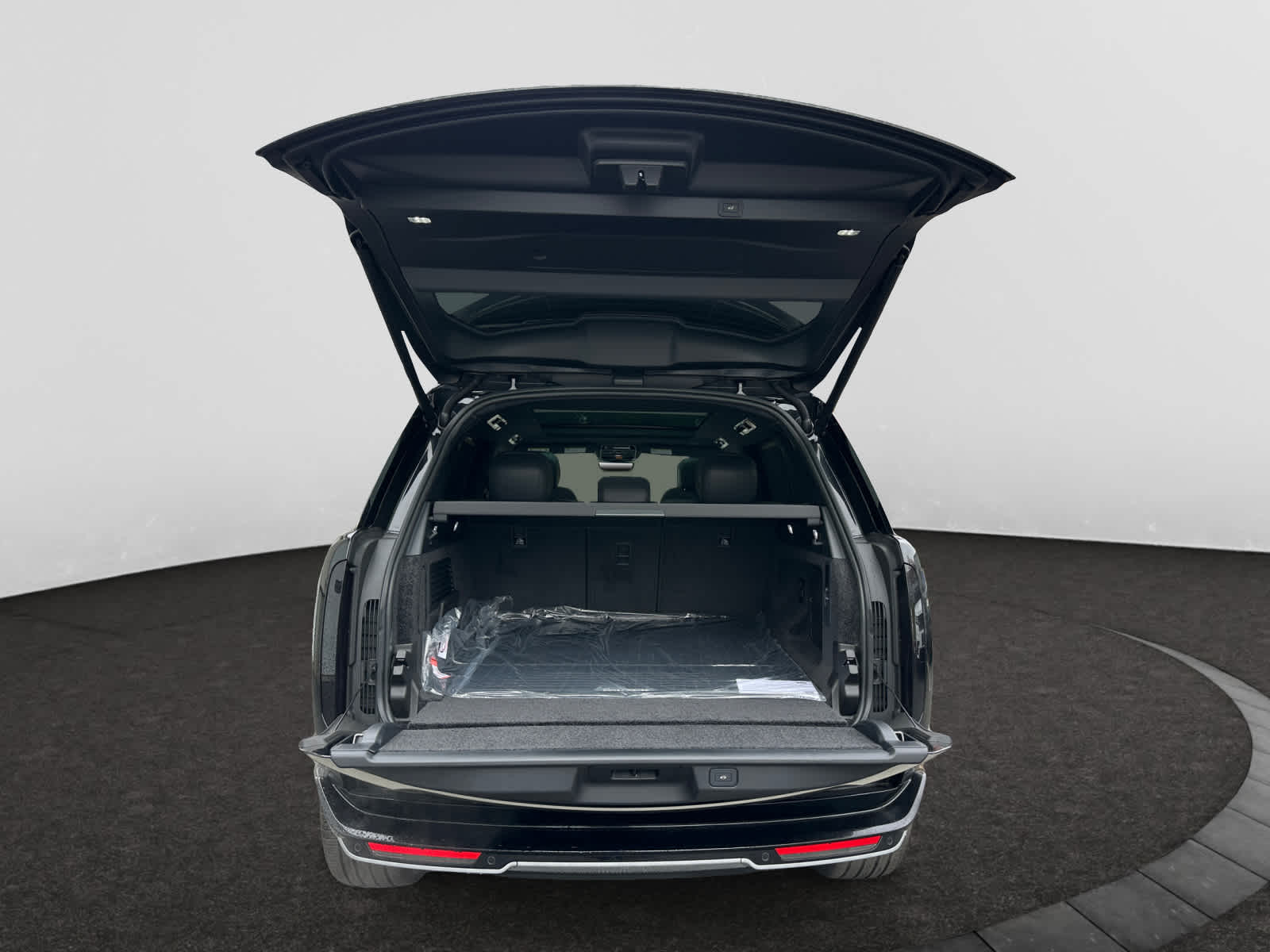 new 2025 Land Rover Range Rover car, priced at $126,030