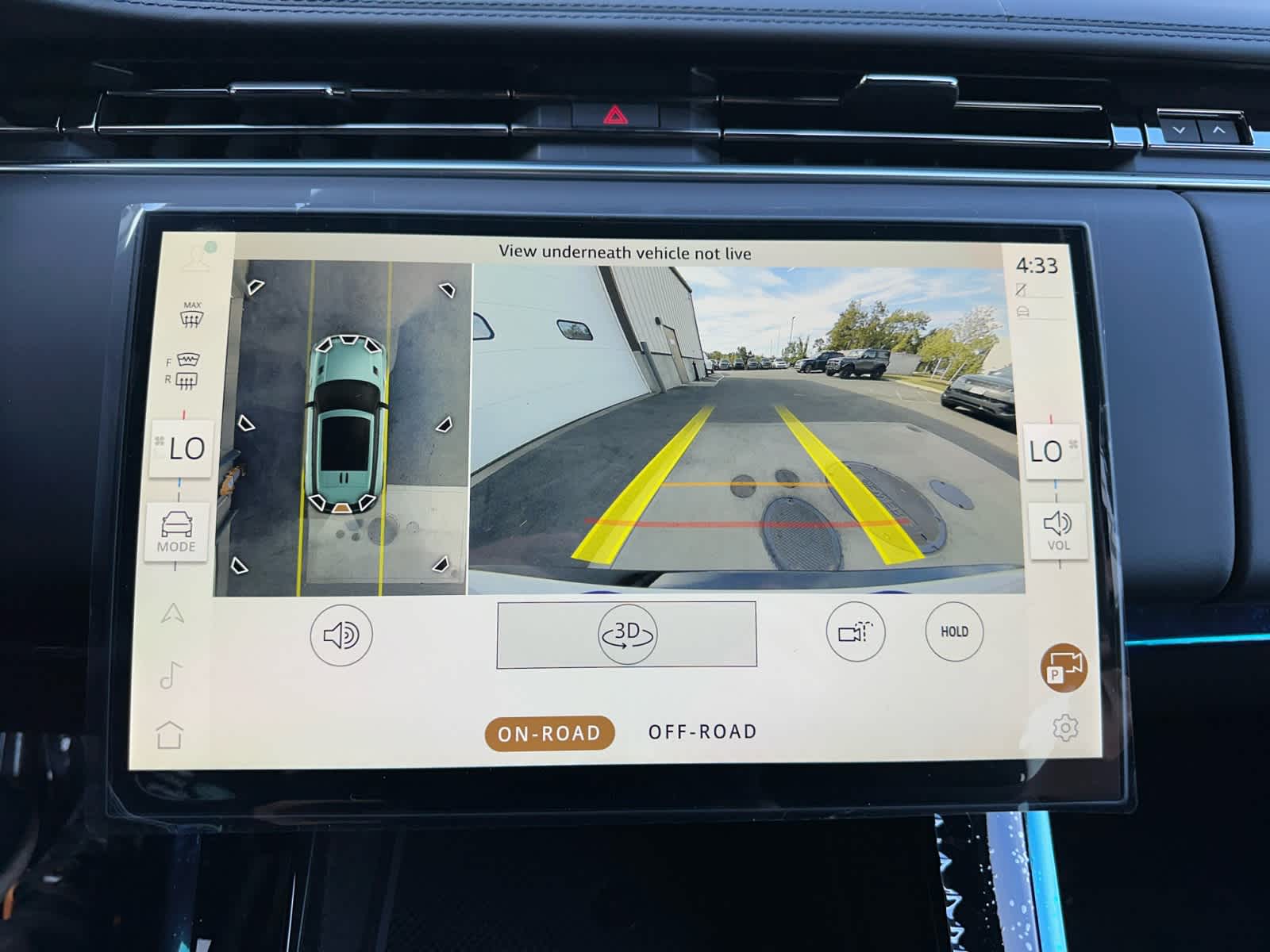 new 2025 Land Rover Range Rover Sport car, priced at $124,085