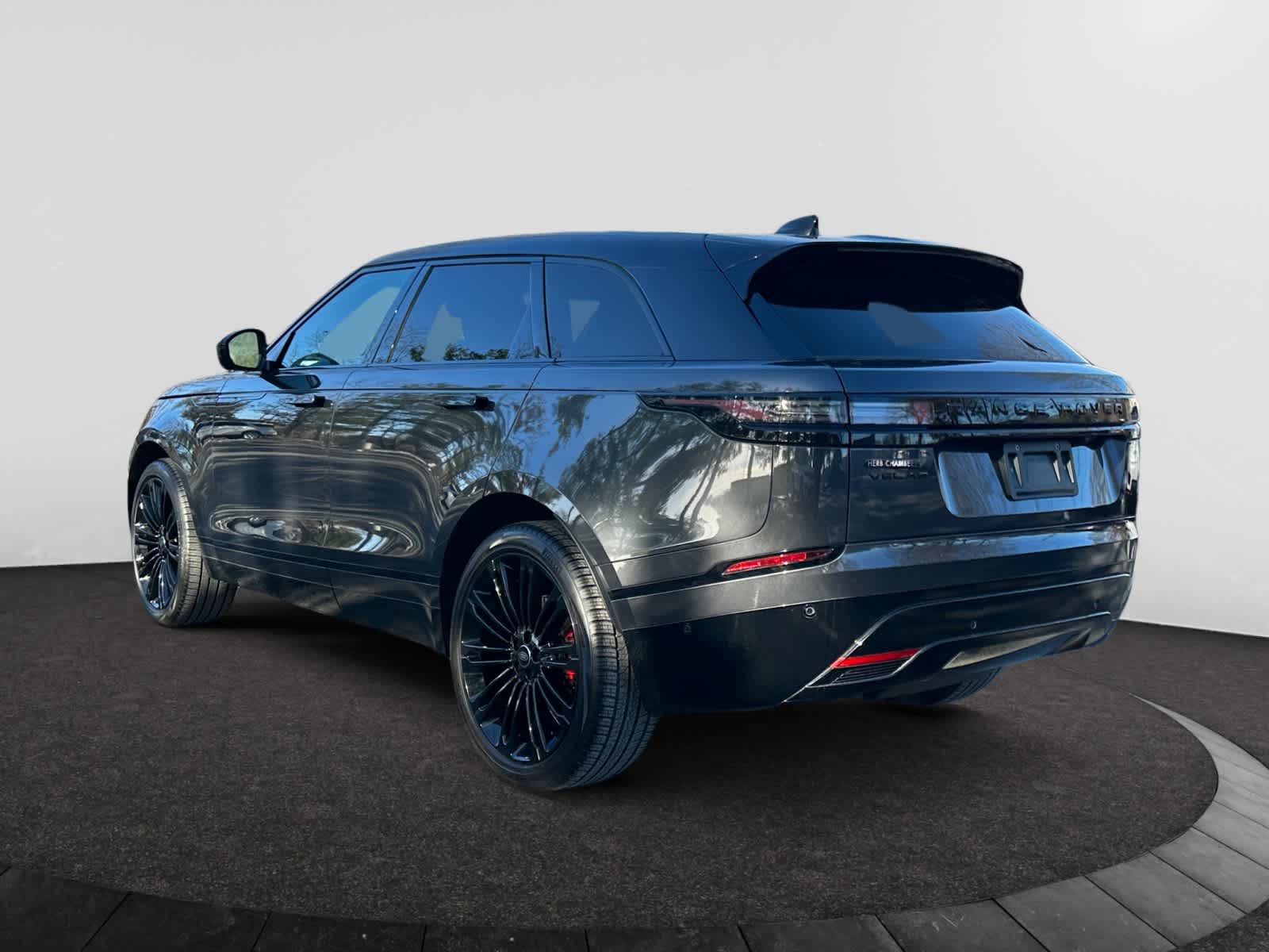 used 2025 Land Rover Range Rover Velar car, priced at $57,798