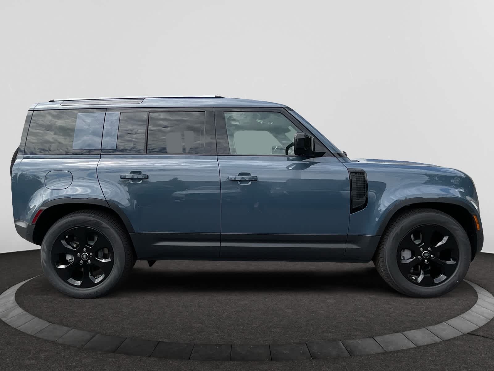 new 2025 Land Rover Defender 110 car, priced at $76,448