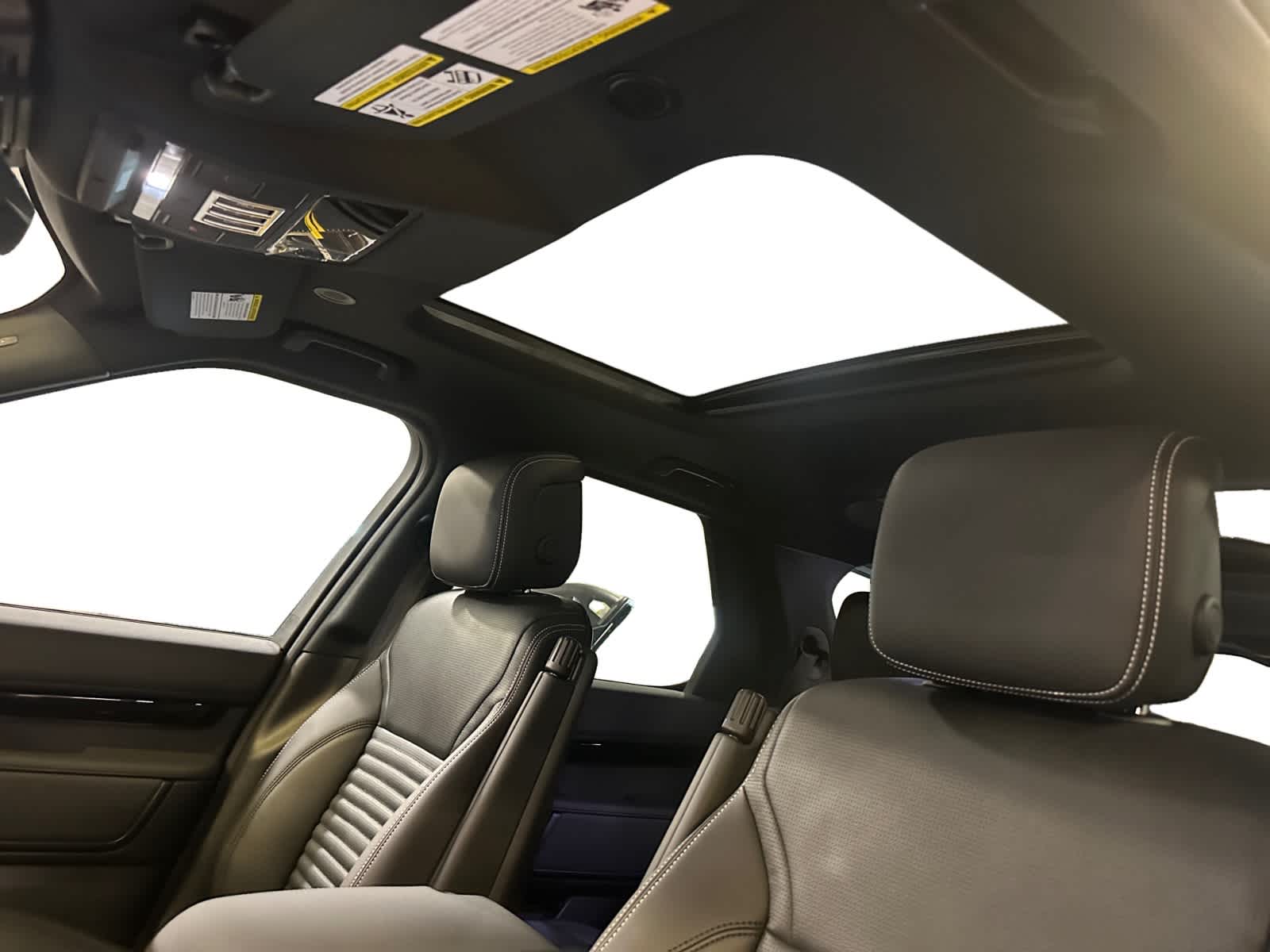 new 2025 Land Rover Discovery car, priced at $69,888