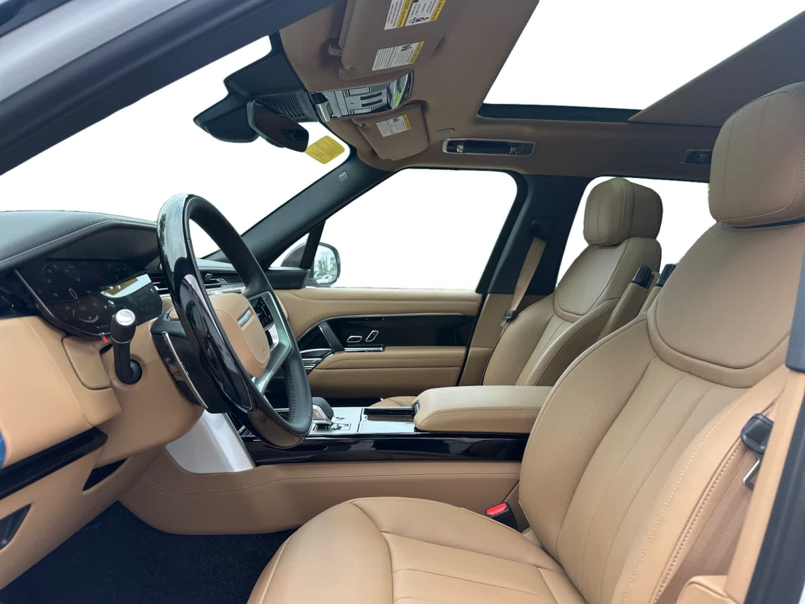 new 2025 Land Rover Range Rover car, priced at $133,385