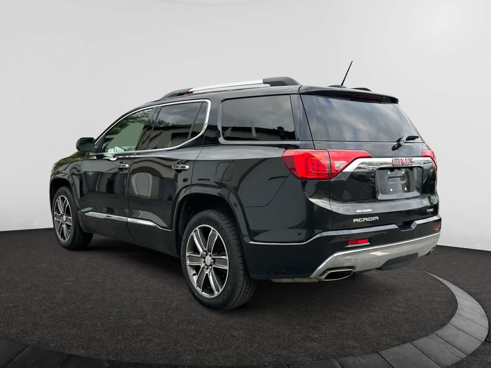 used 2017 GMC Acadia car, priced at $15,097