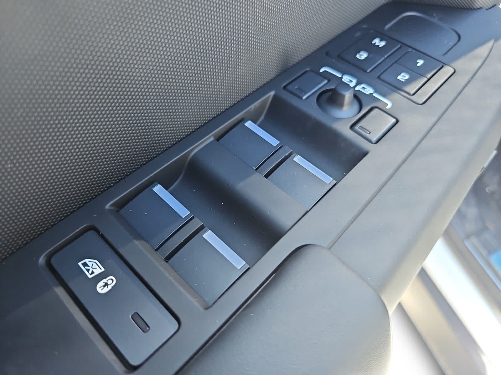 new 2025 Land Rover Defender 110 car, priced at $109,033