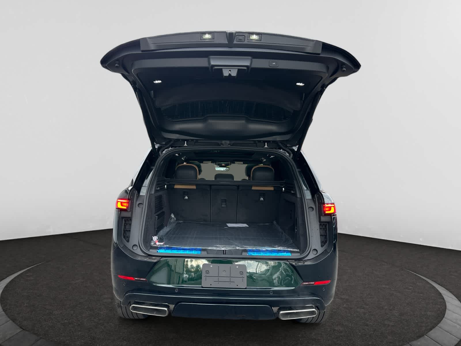 new 2025 Land Rover Range Rover Sport car, priced at $114,550