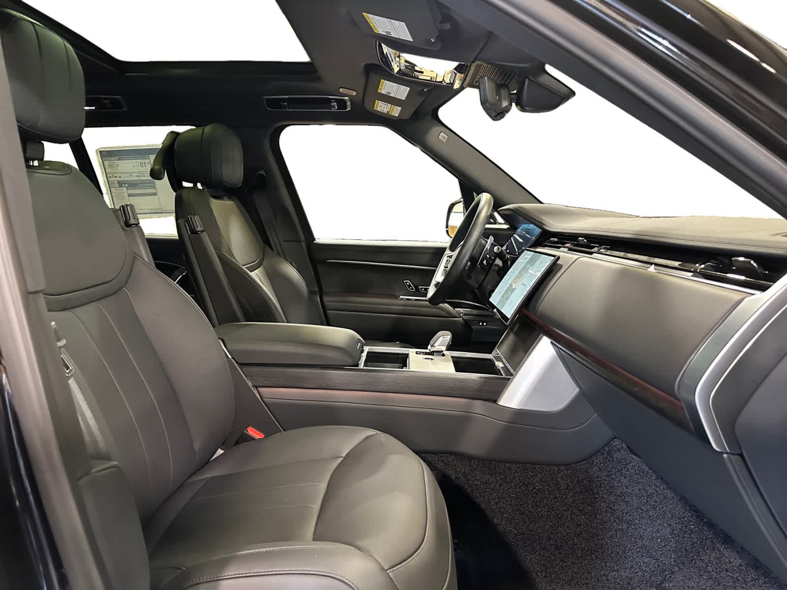 new 2025 Land Rover Range Rover car, priced at $155,390