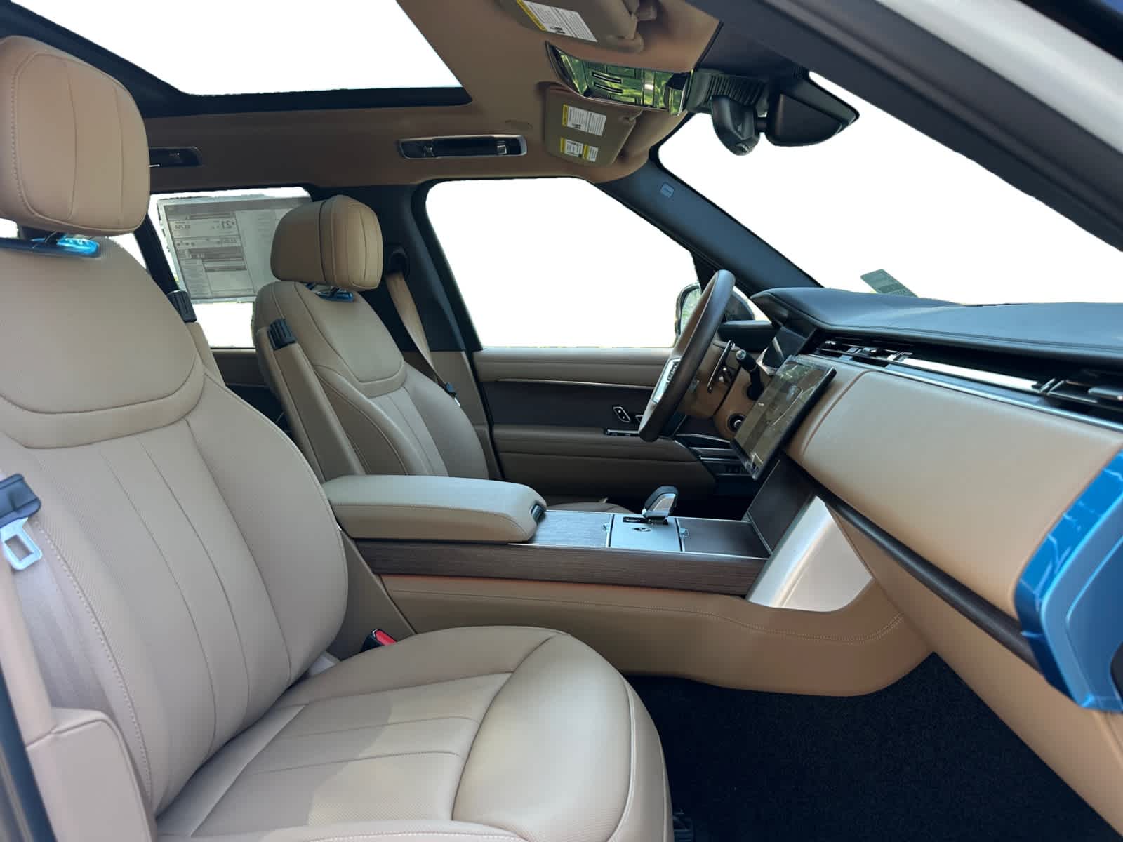 new 2025 Land Rover Range Rover car, priced at $130,730