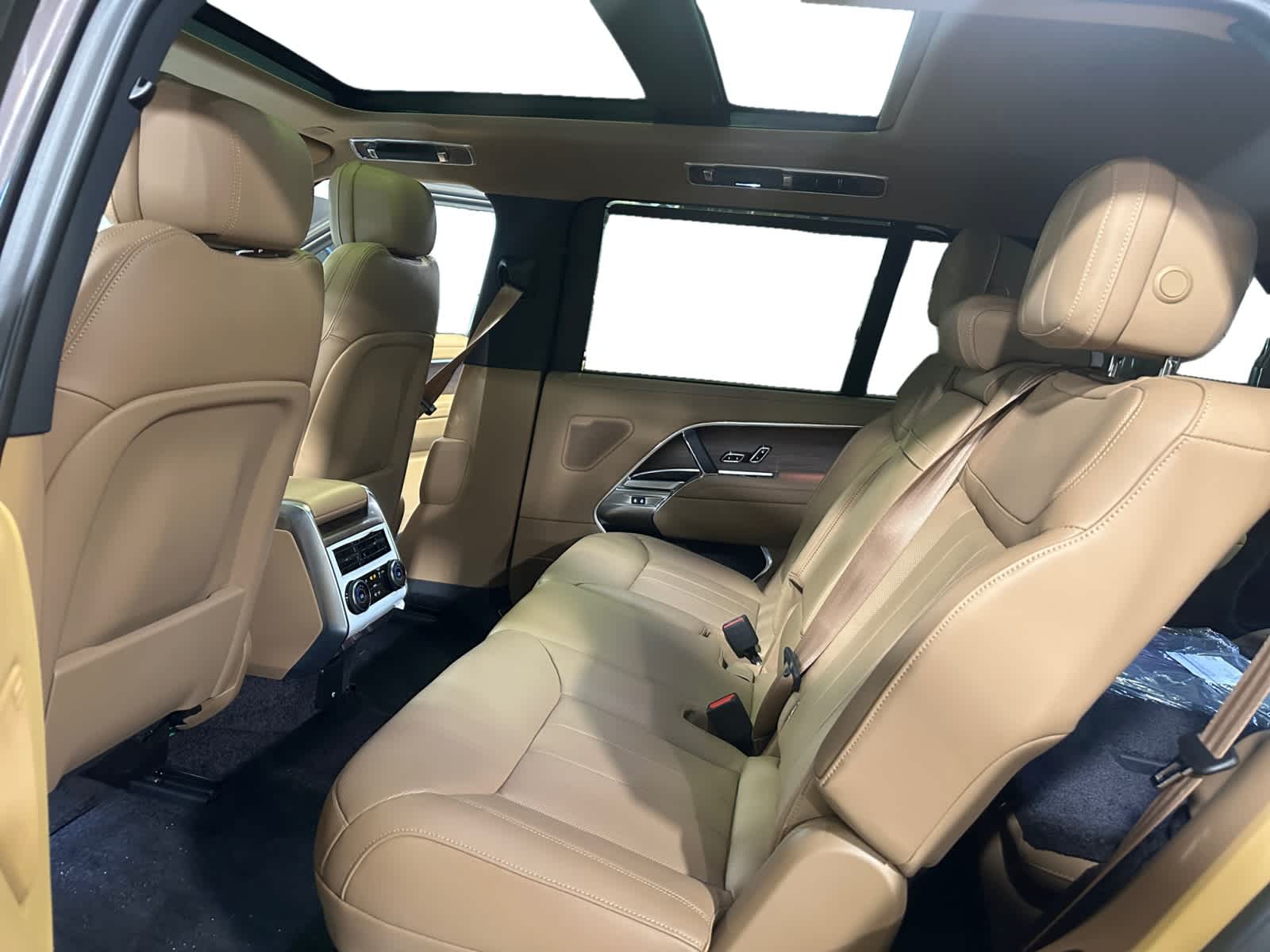 new 2025 Land Rover Range Rover car, priced at $151,860