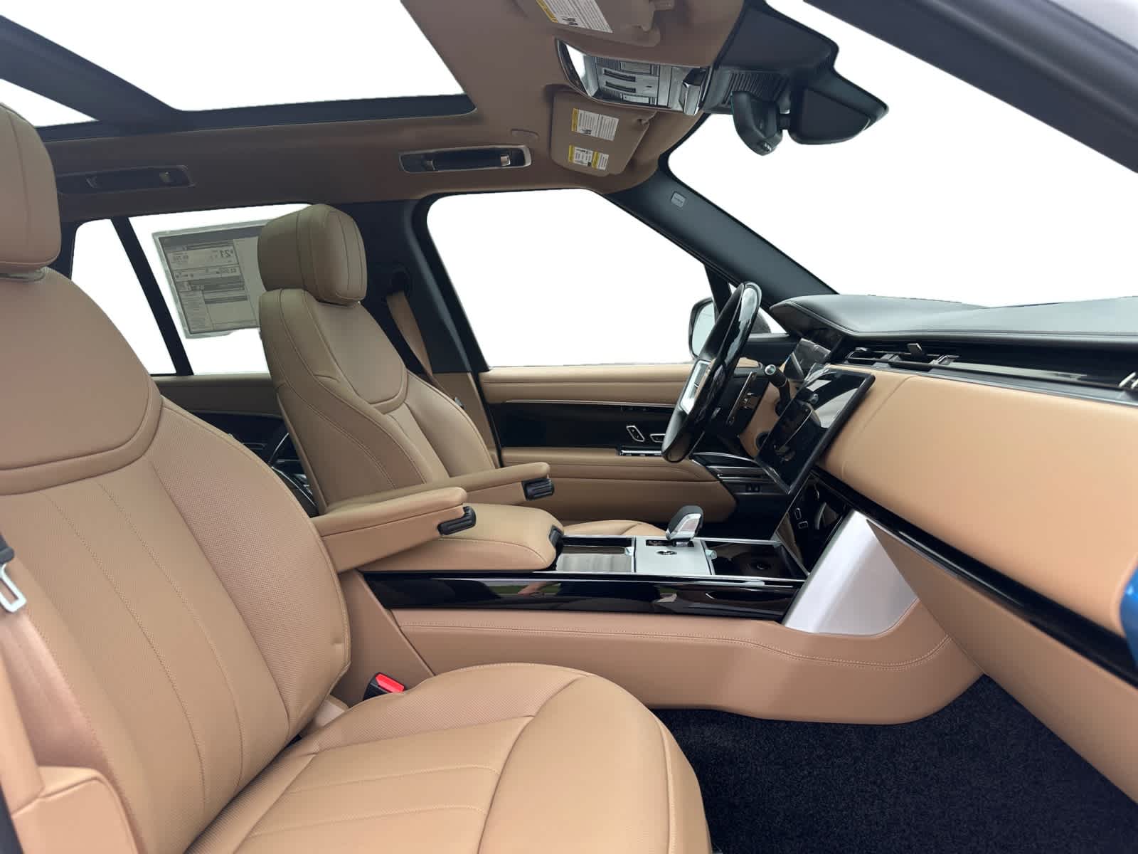 new 2025 Land Rover Range Rover car, priced at $133,385
