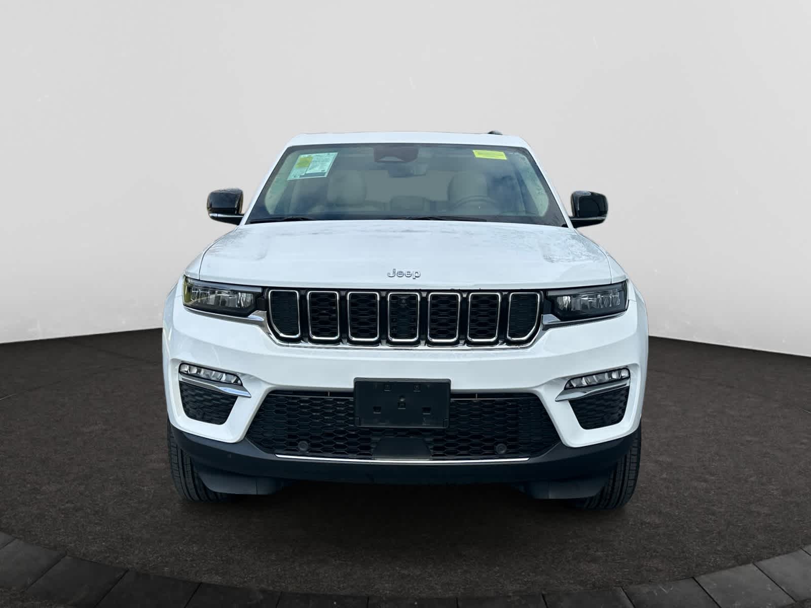 used 2022 Jeep Grand Cherokee car, priced at $31,498