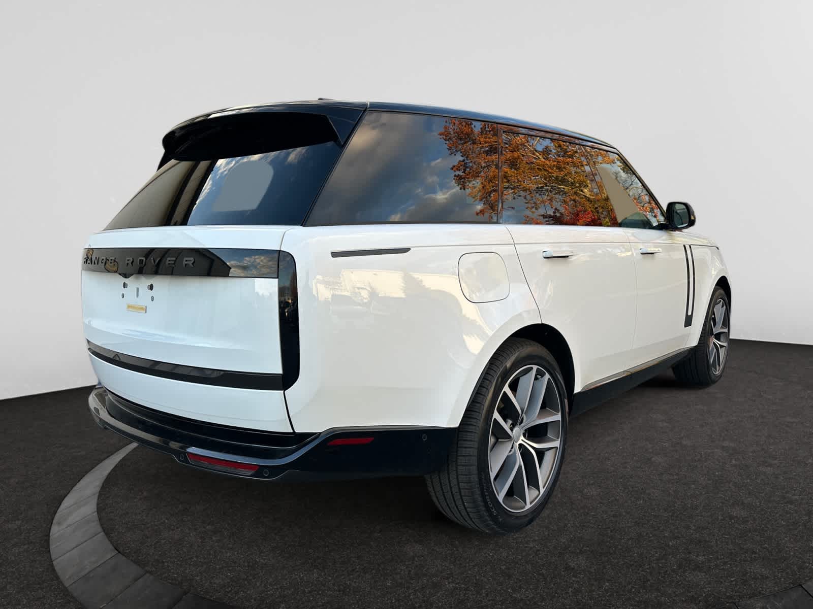 new 2025 Land Rover Range Rover car, priced at $127,100