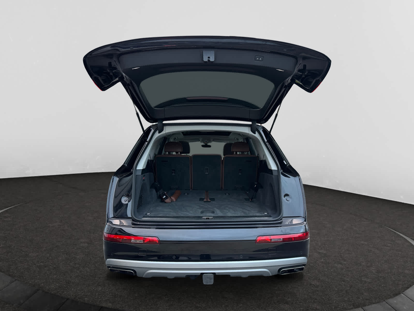 used 2019 Audi Q7 car, priced at $21,750