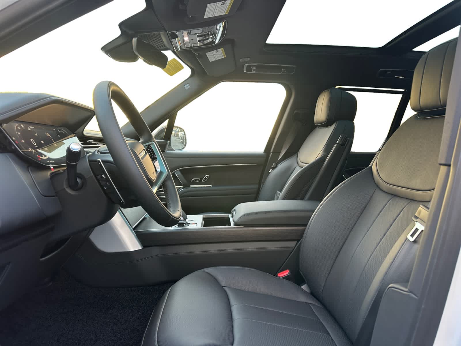 new 2025 Land Rover Range Rover car, priced at $127,100