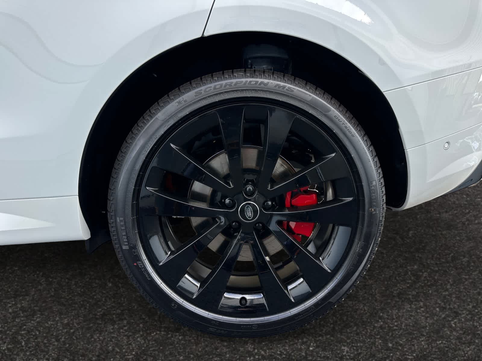 new 2025 Land Rover Range Rover Sport car, priced at $124,085