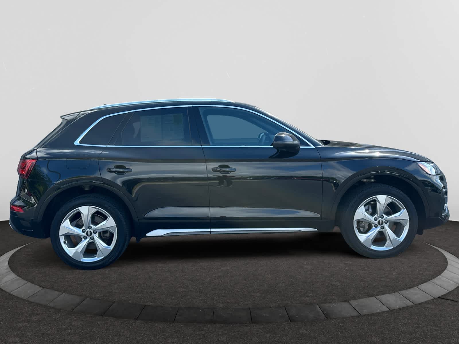 used 2021 Audi Q5 car, priced at $31,498
