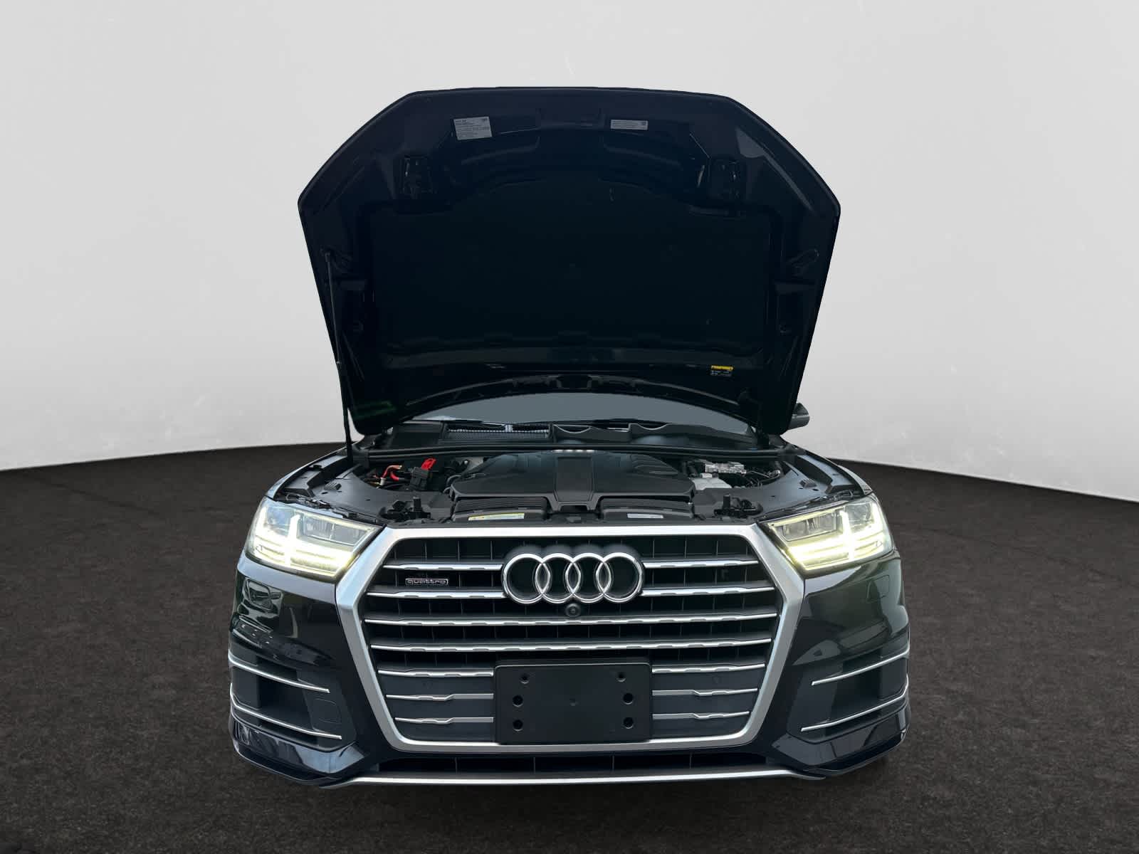 used 2019 Audi Q7 car, priced at $21,750