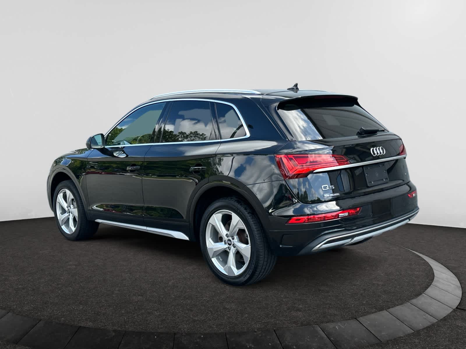 used 2021 Audi Q5 car, priced at $31,498