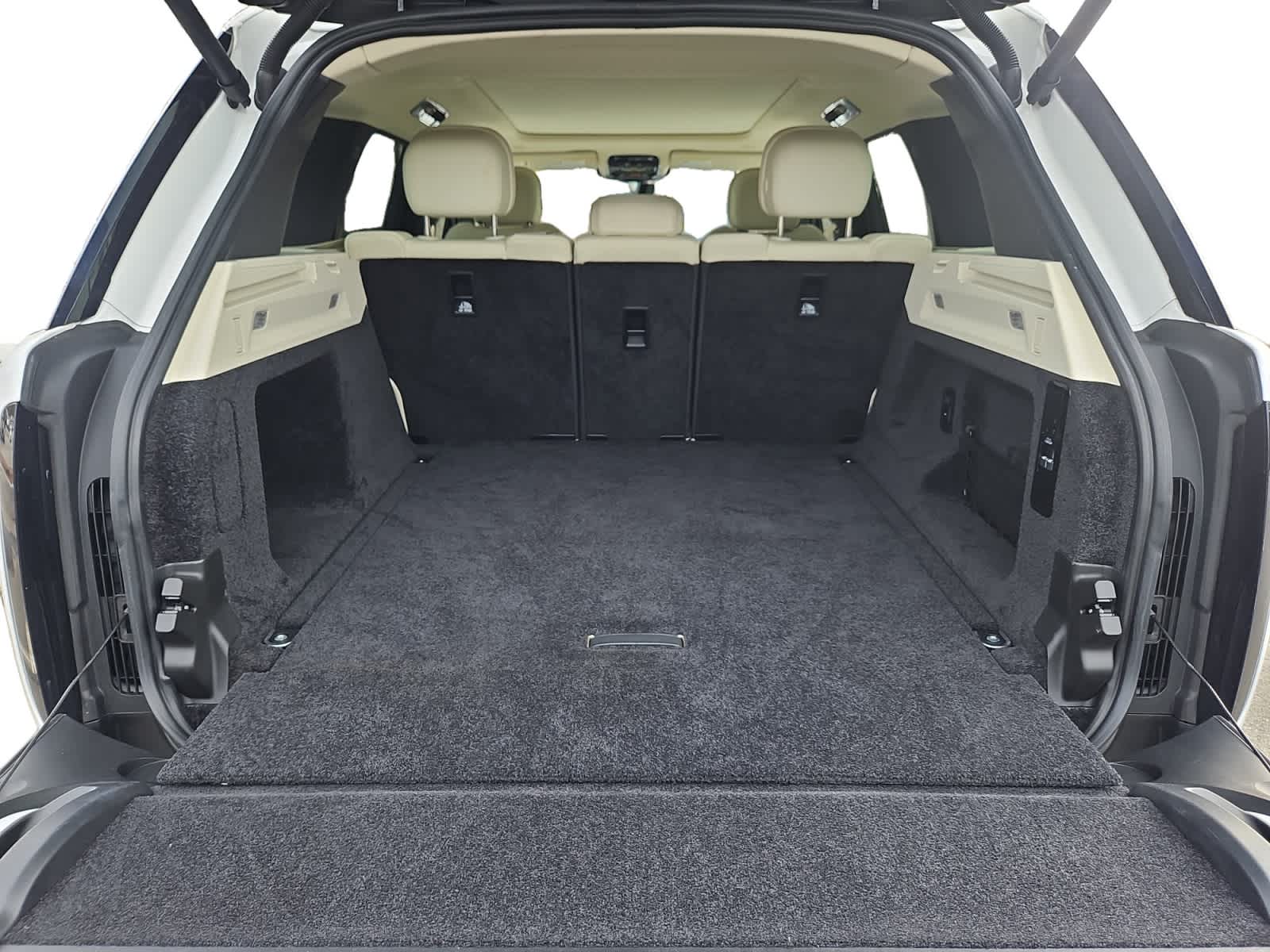 used 2023 Land Rover Range Rover car, priced at $94,998