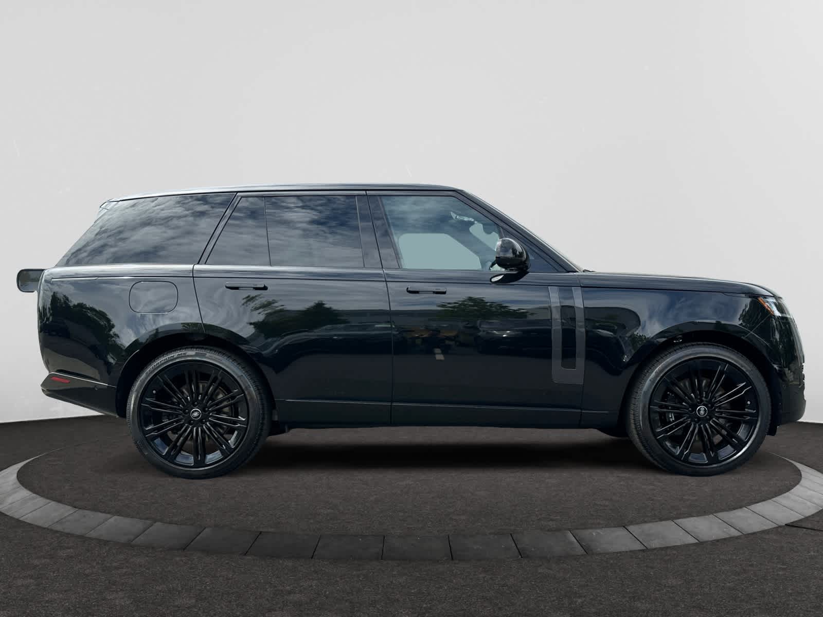new 2025 Land Rover Range Rover car, priced at $149,730