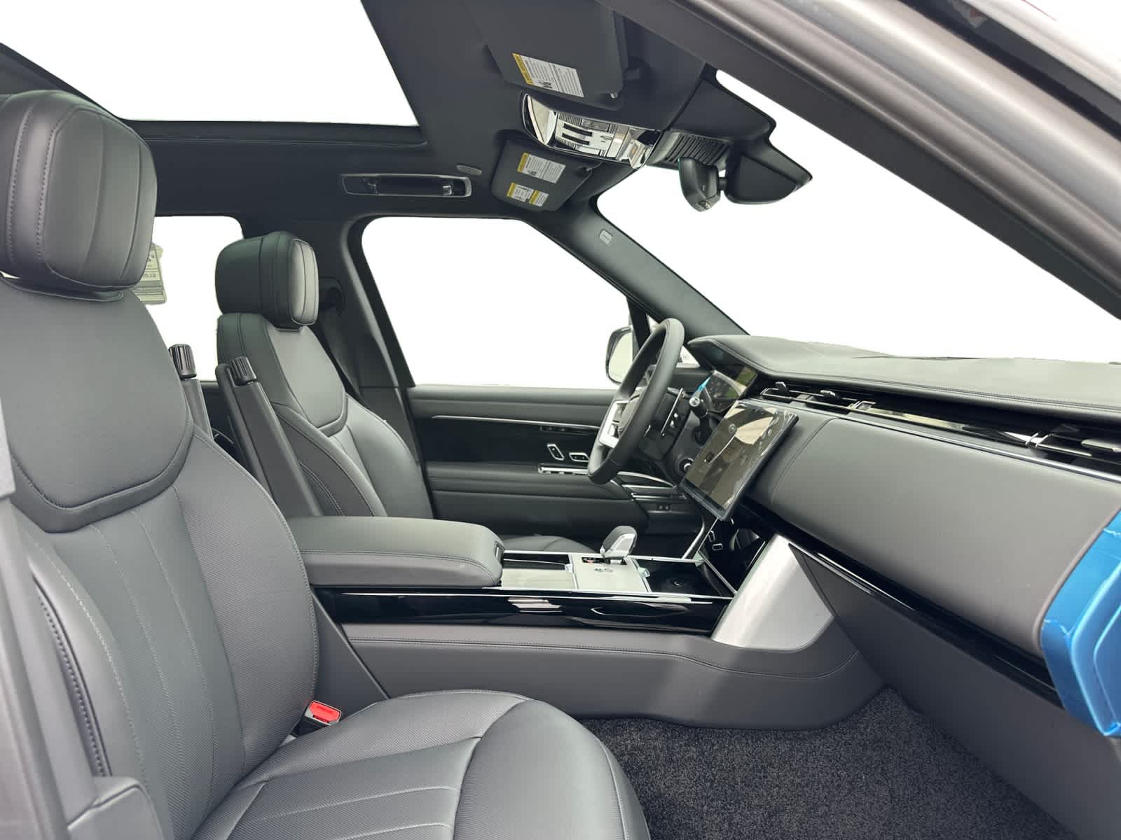 new 2025 Land Rover Range Rover car, priced at $126,500