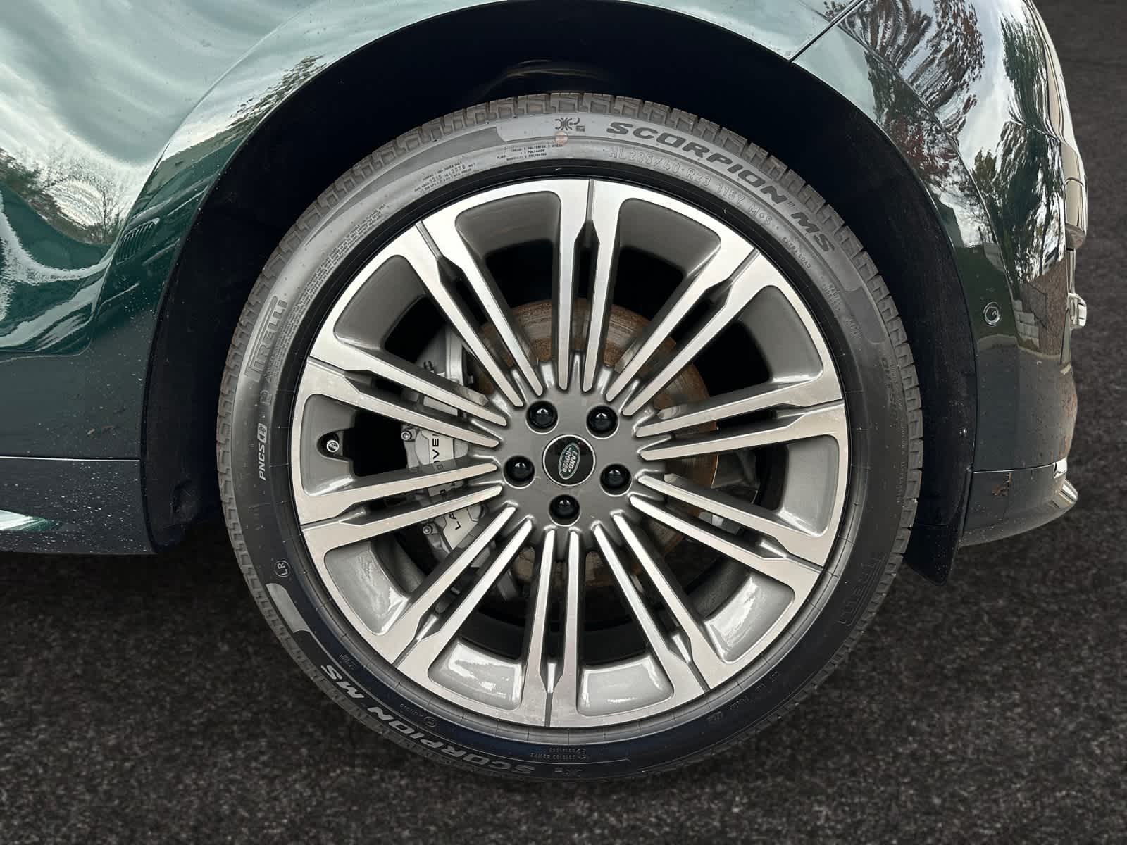 new 2025 Land Rover Range Rover Sport car, priced at $114,550