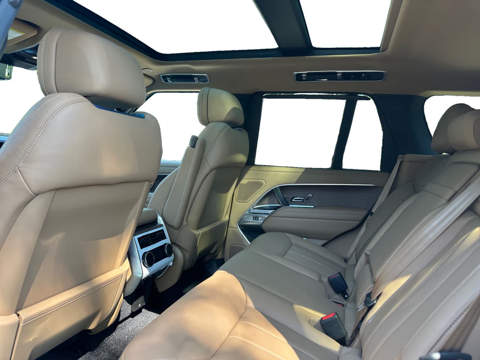 new 2025 Land Rover Range Rover car, priced at $130,730