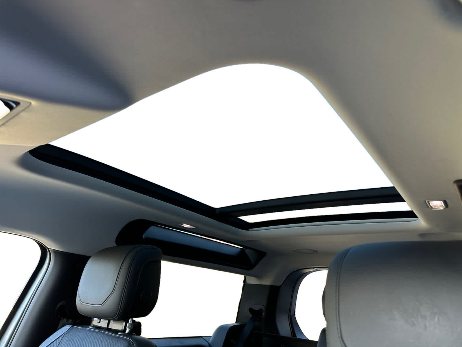 used 2024 Land Rover Defender 90 car, priced at $58,298