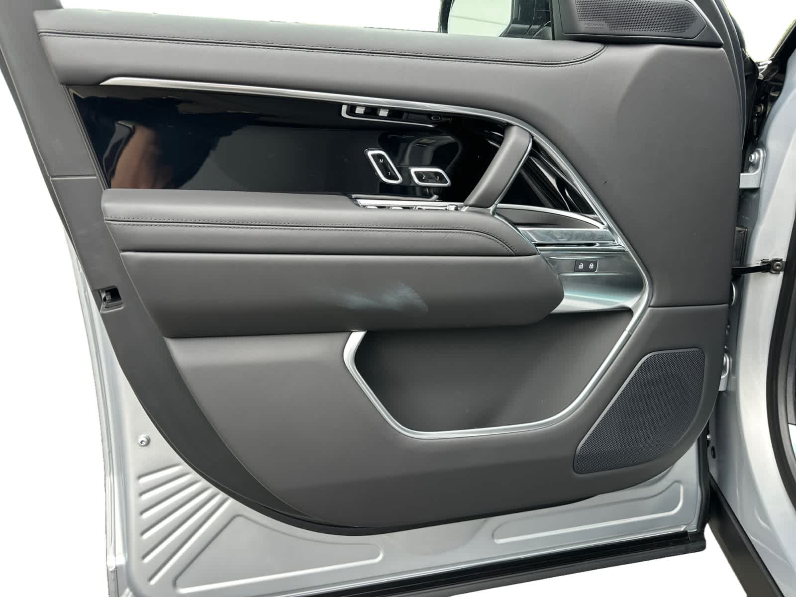new 2025 Land Rover Range Rover car, priced at $126,500