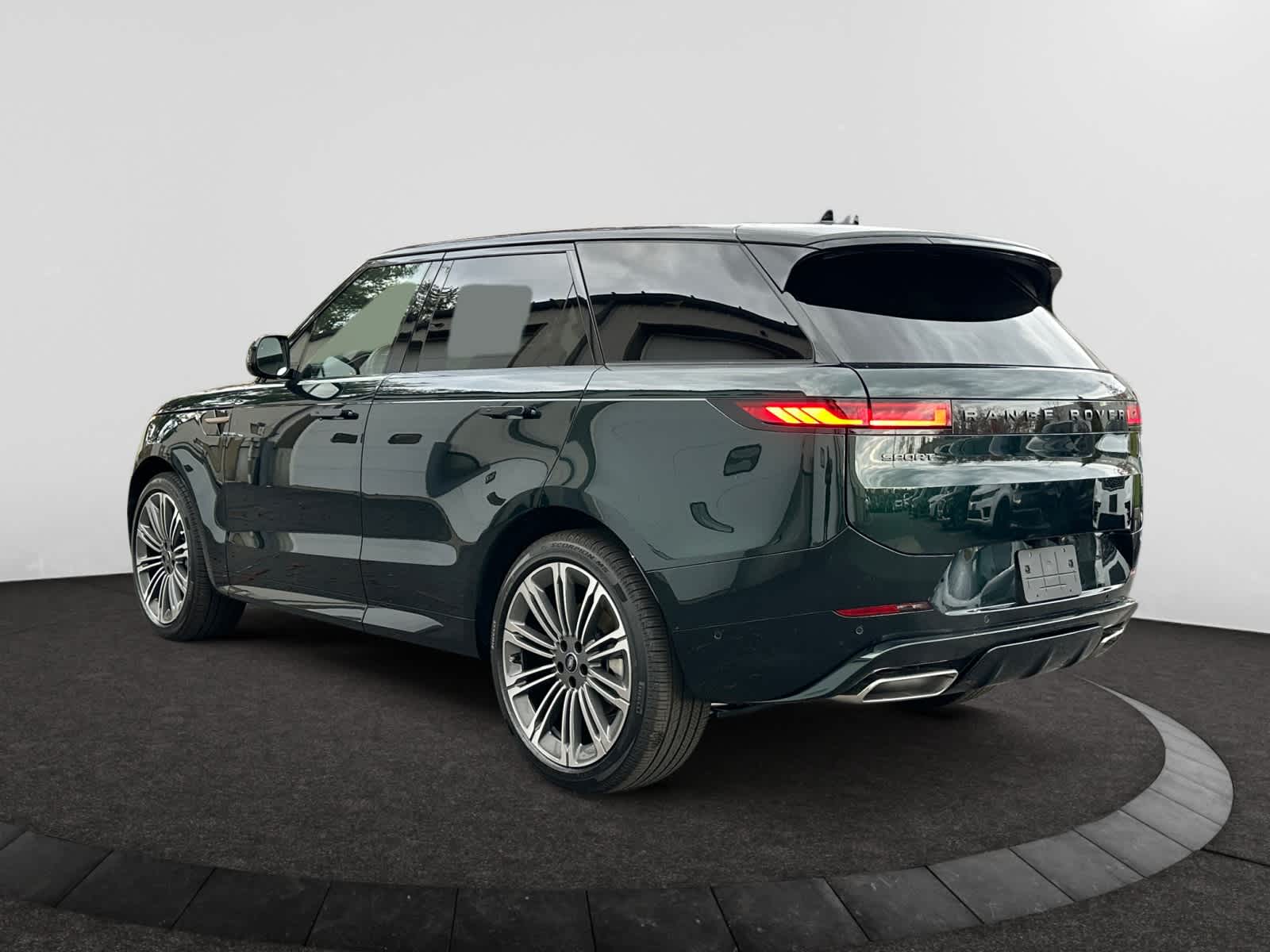 new 2025 Land Rover Range Rover Sport car, priced at $114,550