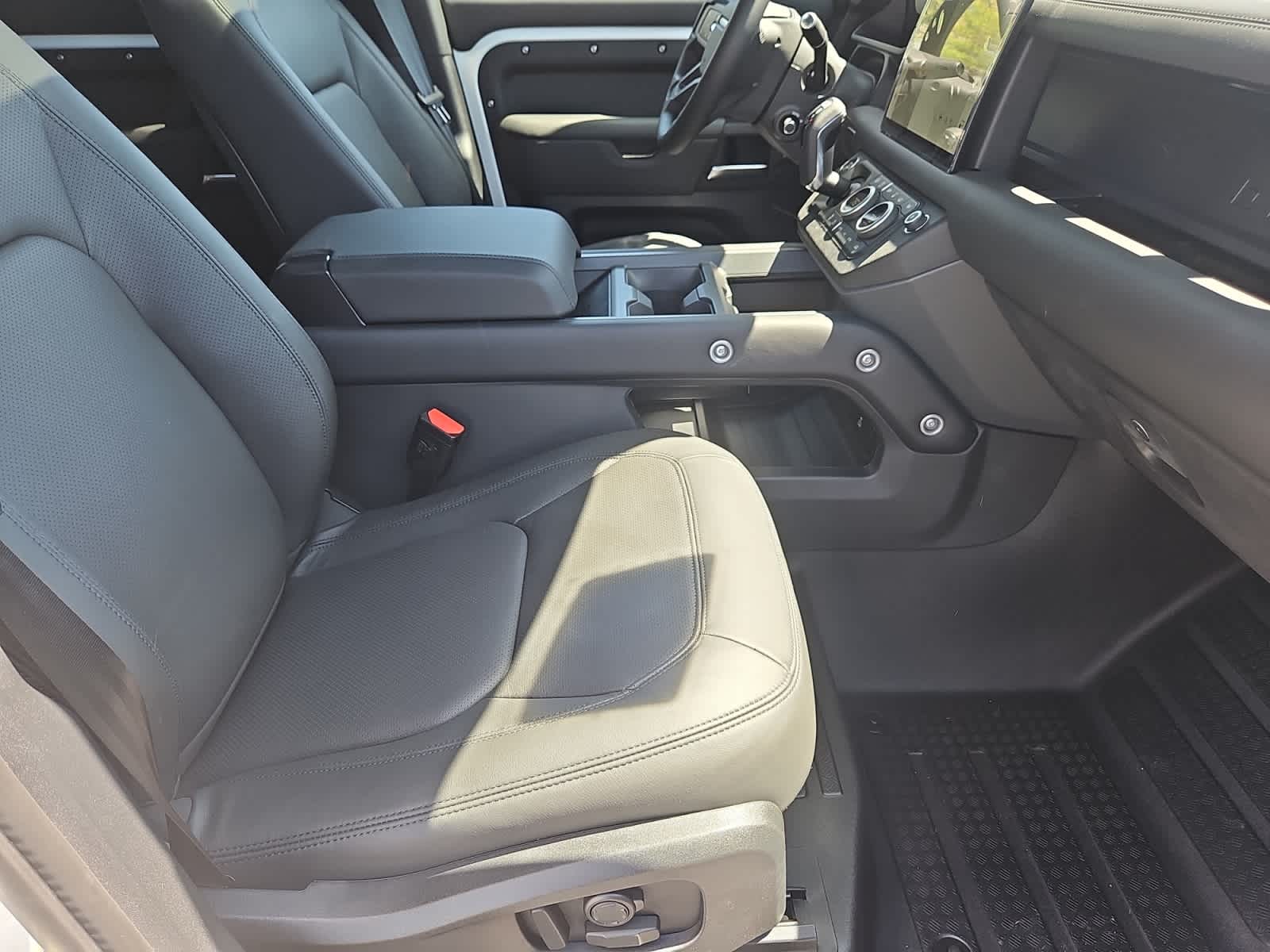 new 2025 Land Rover Defender 110 car, priced at $109,033