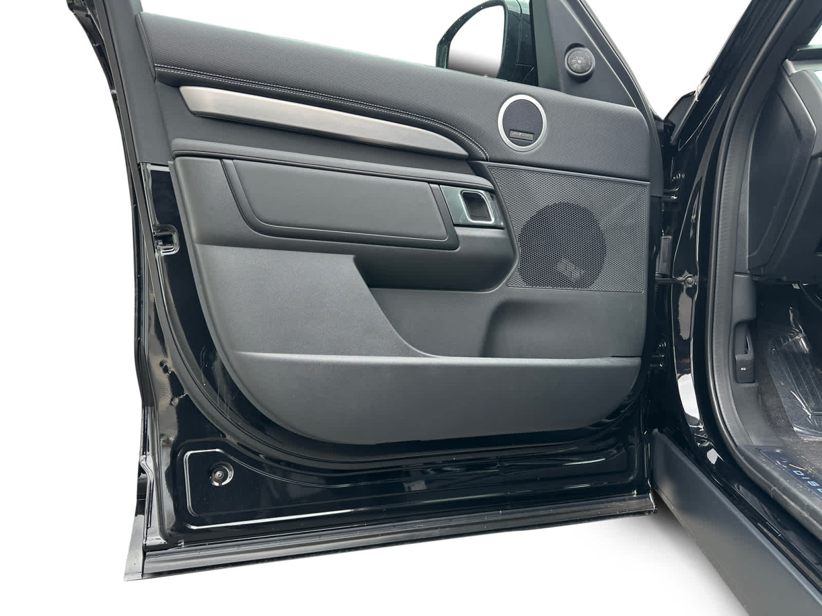 new 2026 Land Rover Discovery car, priced at $74,436