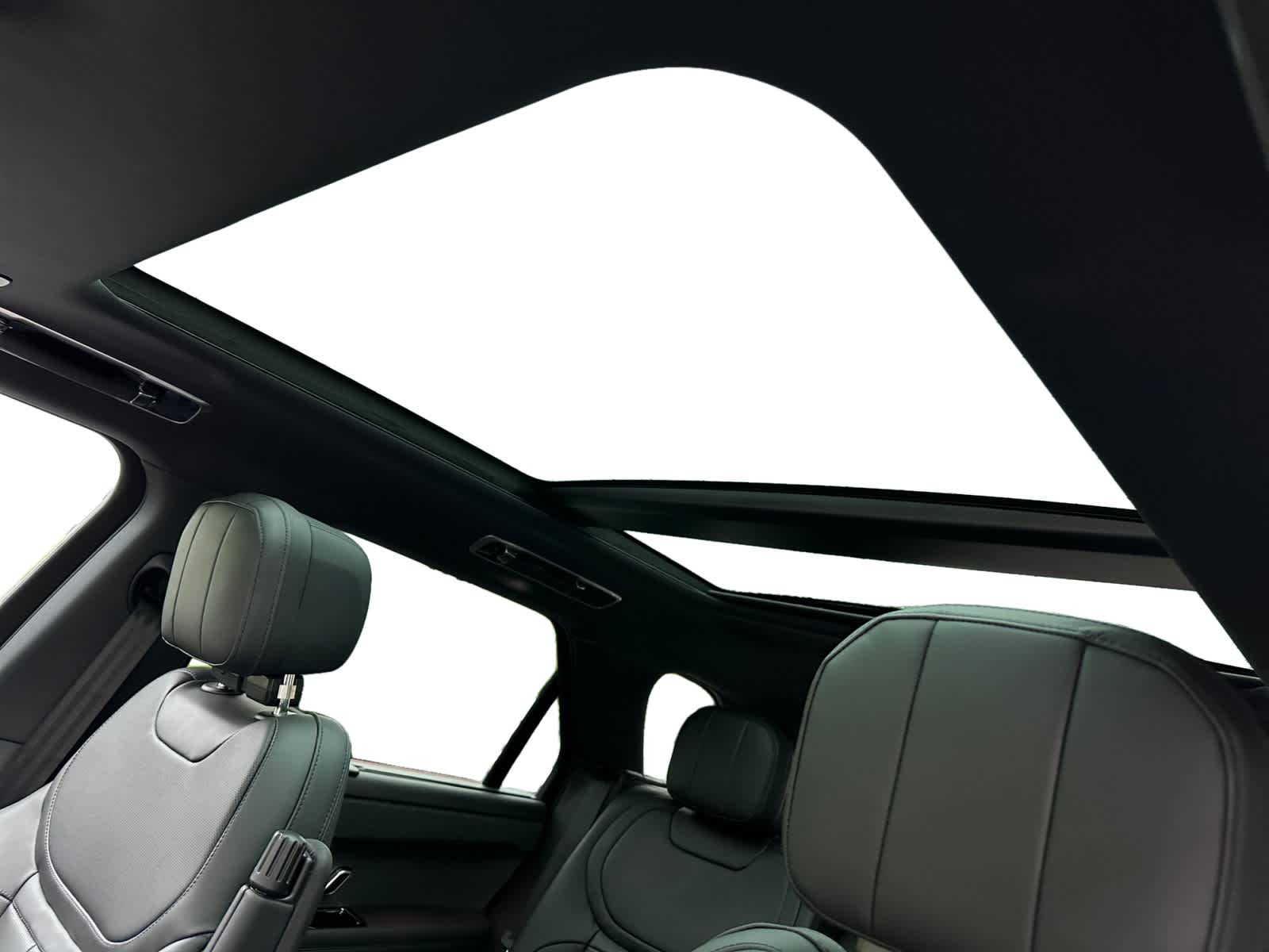 new 2025 Land Rover Range Rover Sport car, priced at $108,635