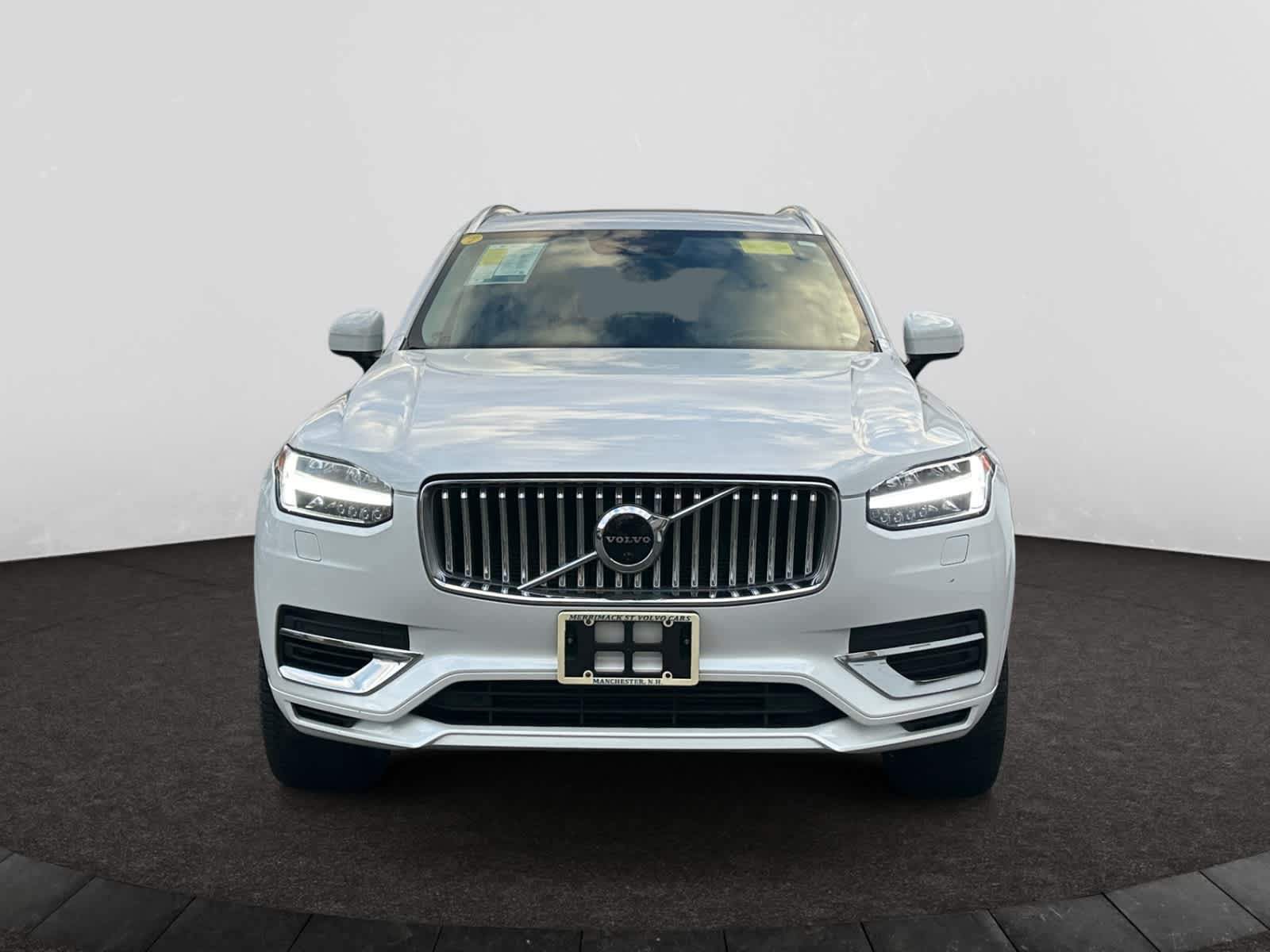 used 2022 Volvo XC90 Recharge Plug-In Hybrid car, priced at $35,398
