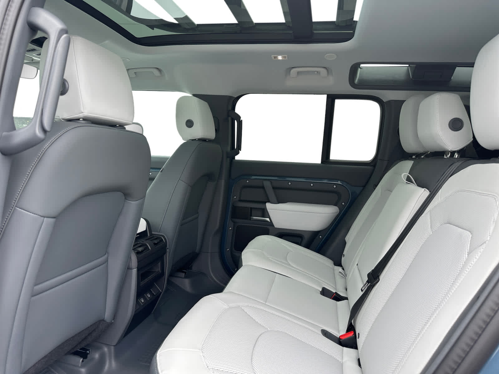 new 2025 Land Rover Defender 110 car, priced at $77,750