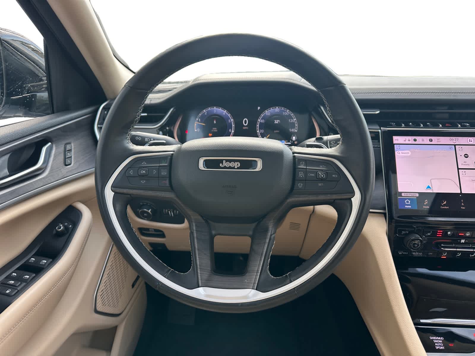 used 2022 Jeep Grand Cherokee car, priced at $31,498