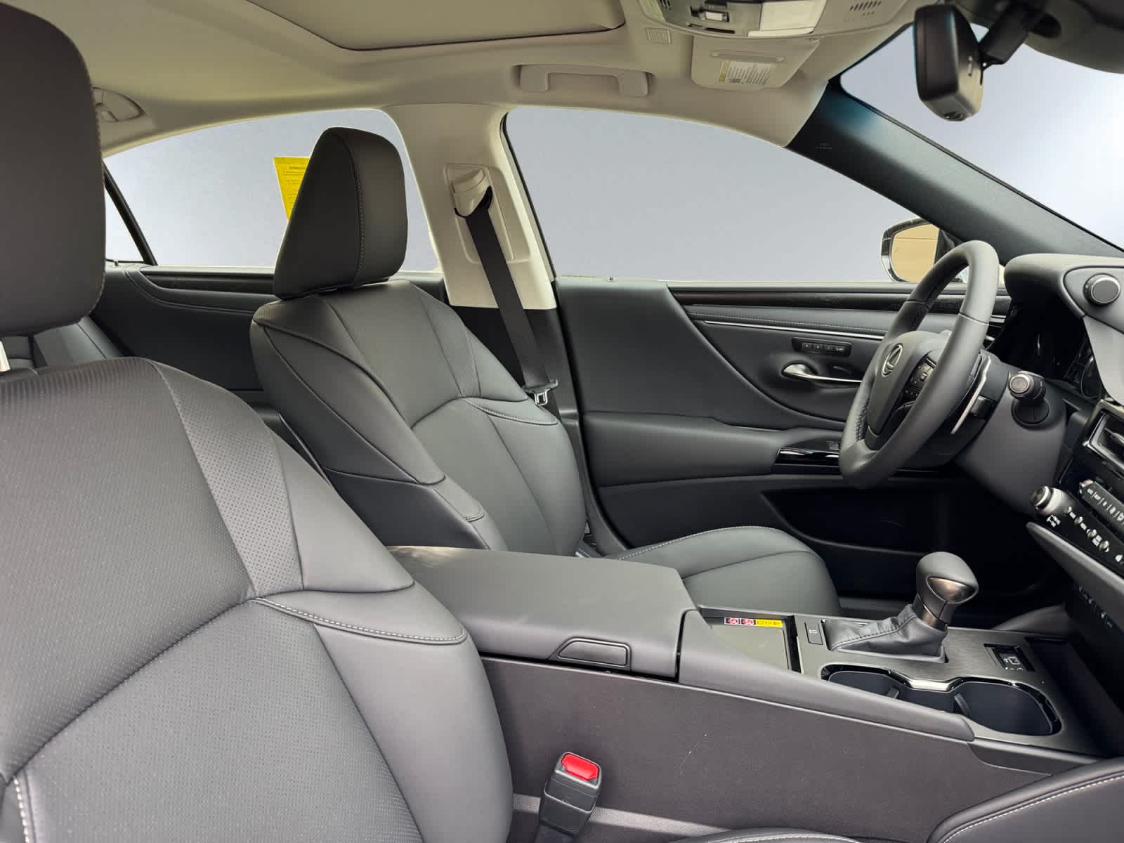 new 2025 Lexus ES car